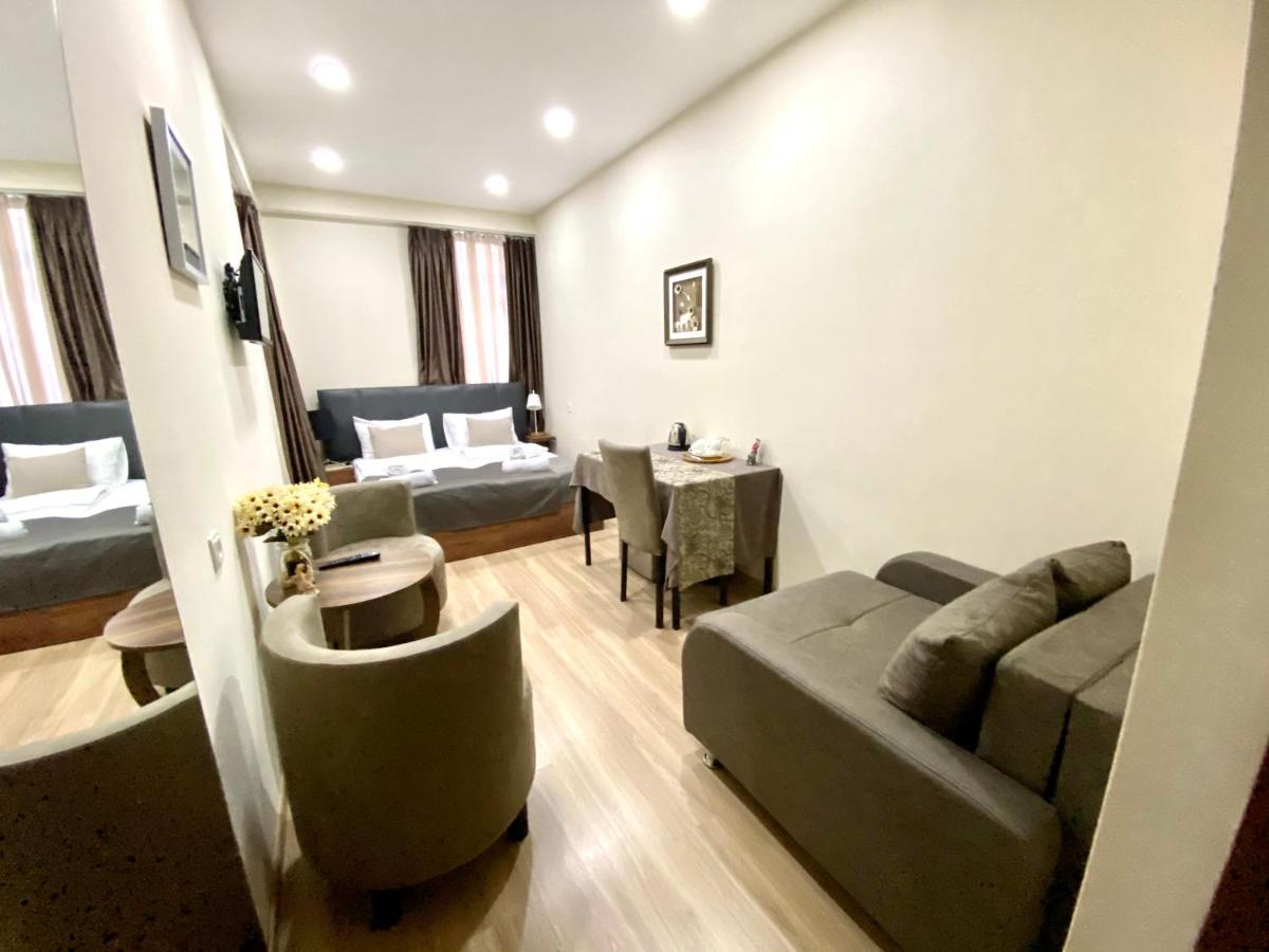 Hotel Terrace Тбилиси Экстерьер фото