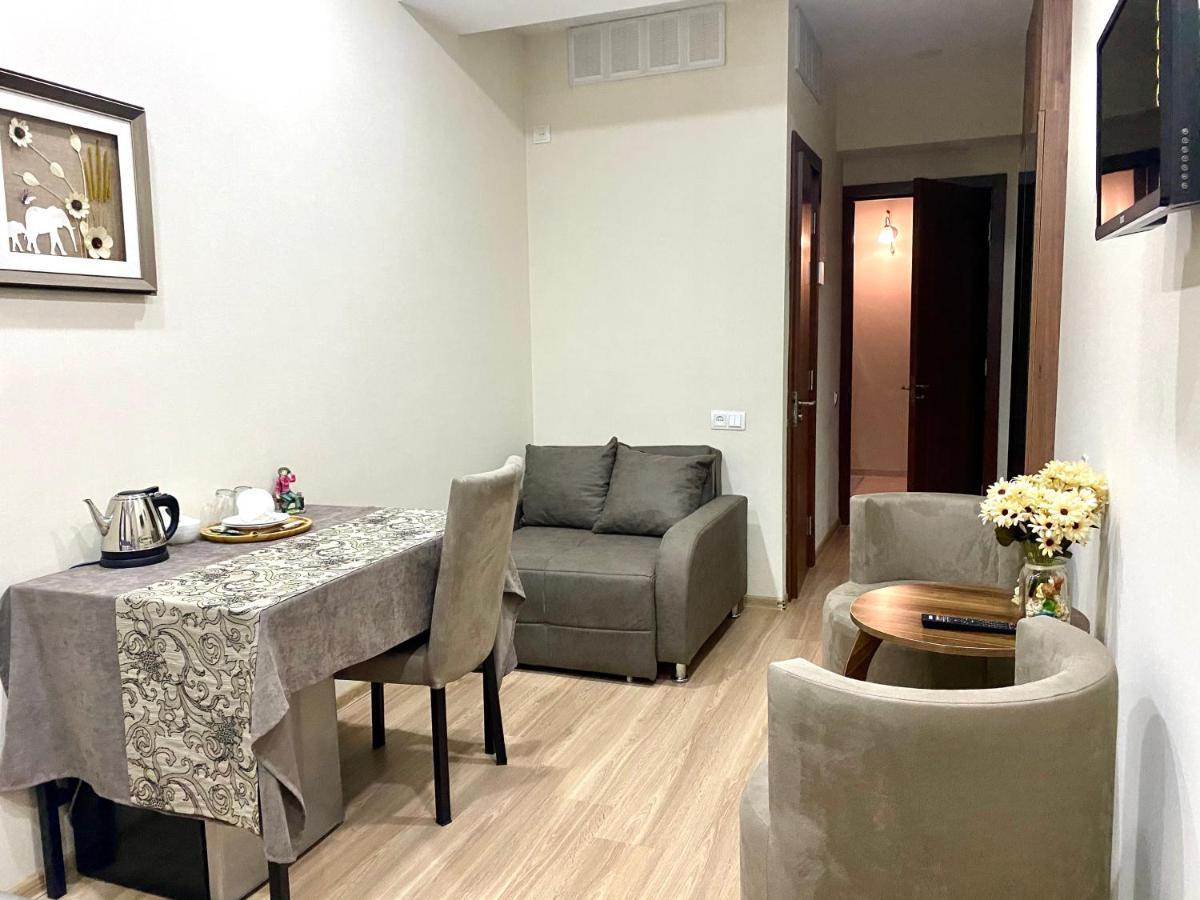 Hotel Terrace Тбилиси Экстерьер фото