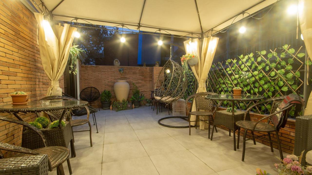 Hotel Terrace Тбилиси Экстерьер фото