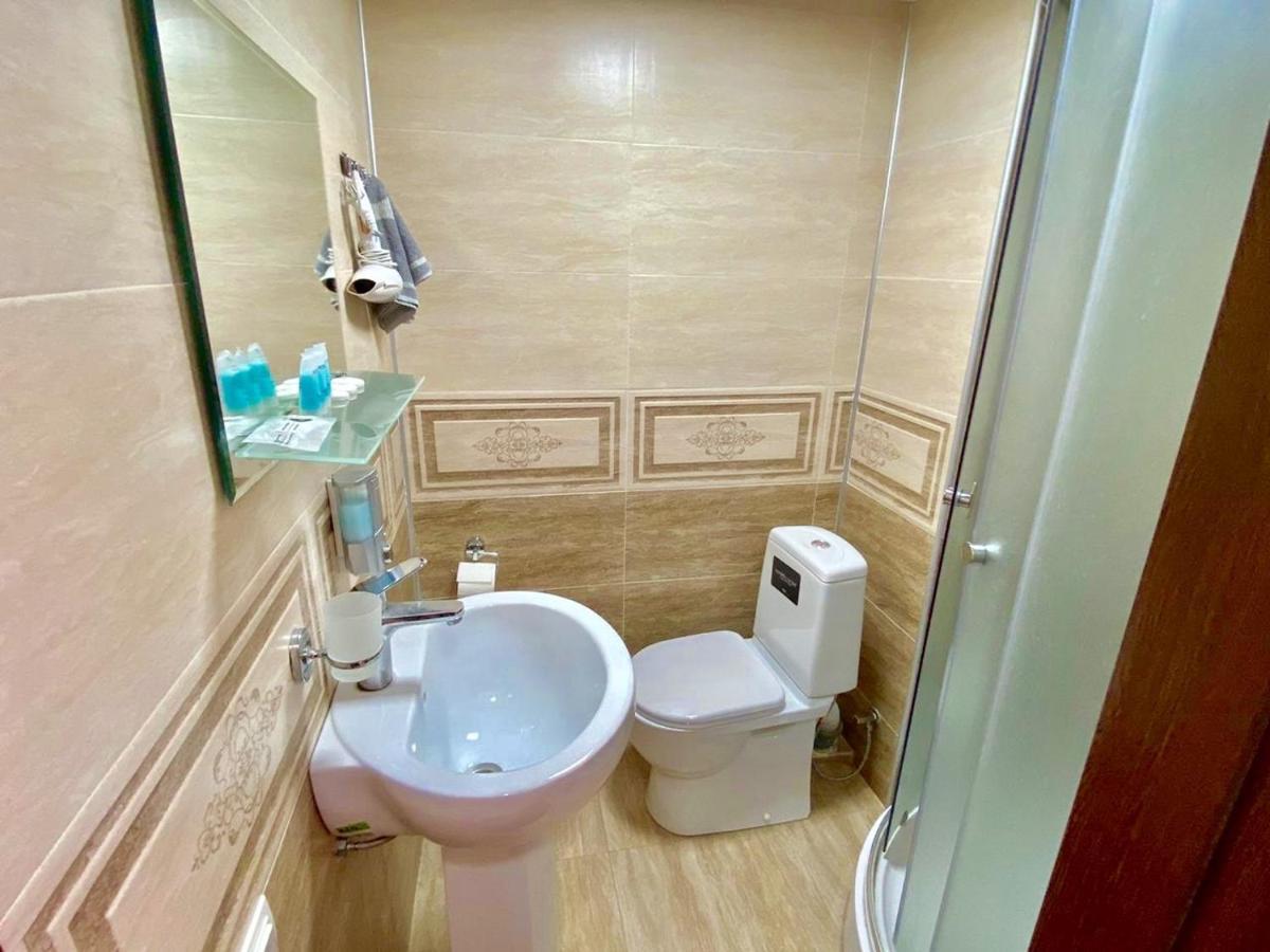 Hotel Terrace Тбилиси Экстерьер фото