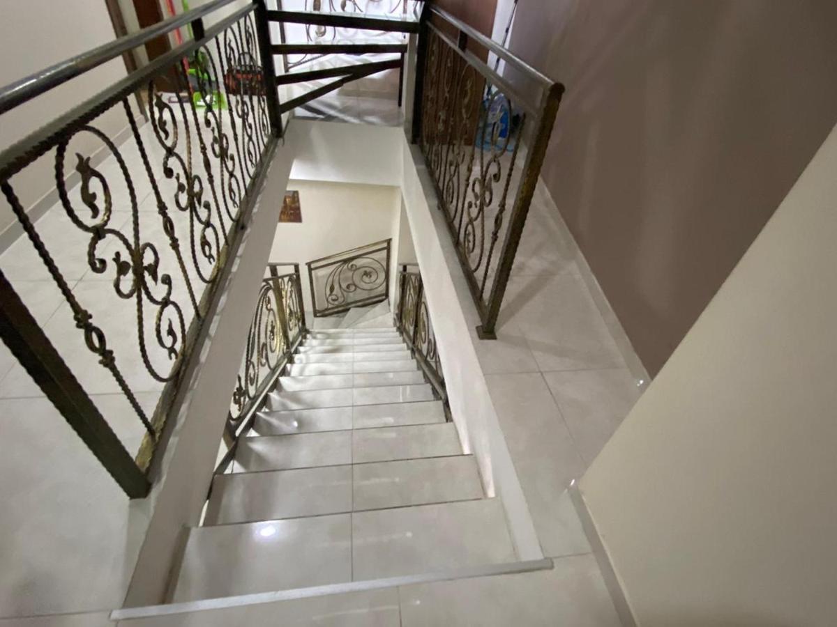 Hotel Terrace Тбилиси Экстерьер фото